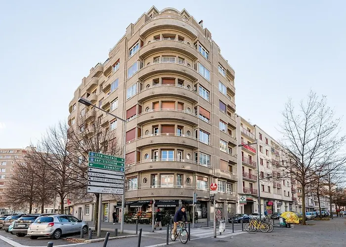 Confortable Cocon Centre Апартаменты *